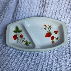 Vintage divided dish serving‎ platter candy tray heavy stoneware strawber…